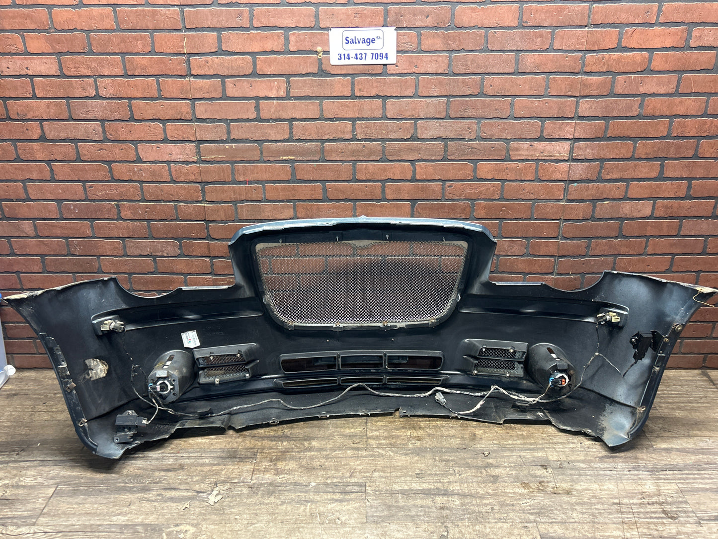 2005-2010 CHRYSLER 300C SRT8 6.1L FRONT COMPLETE  GRILL FOGLIGHT MESH BUMPER