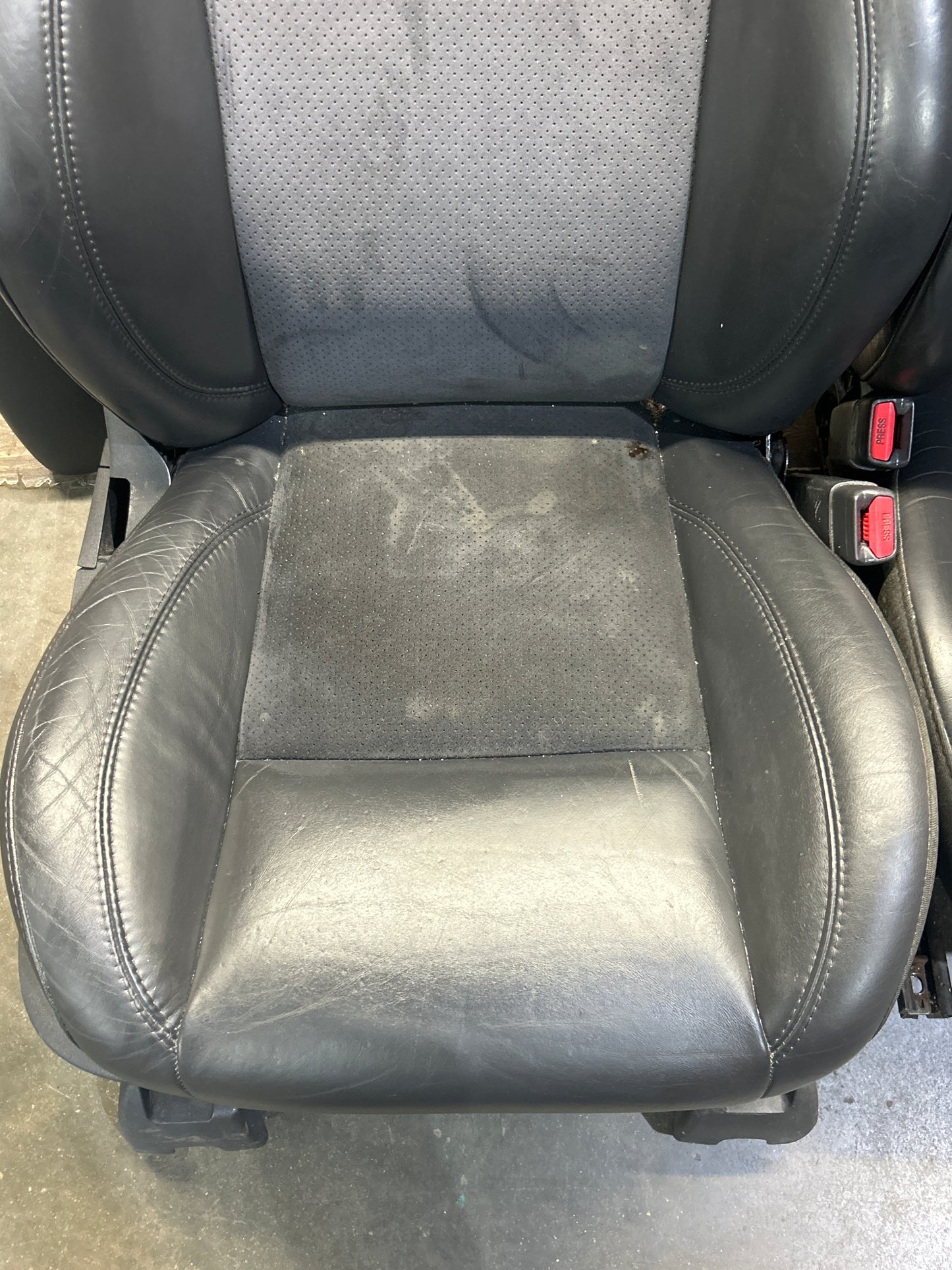 2005-2010 CHRYSLER 300C SRT8 LEATHER SUEDE HEATED FRONTS REAR SEATS OEM