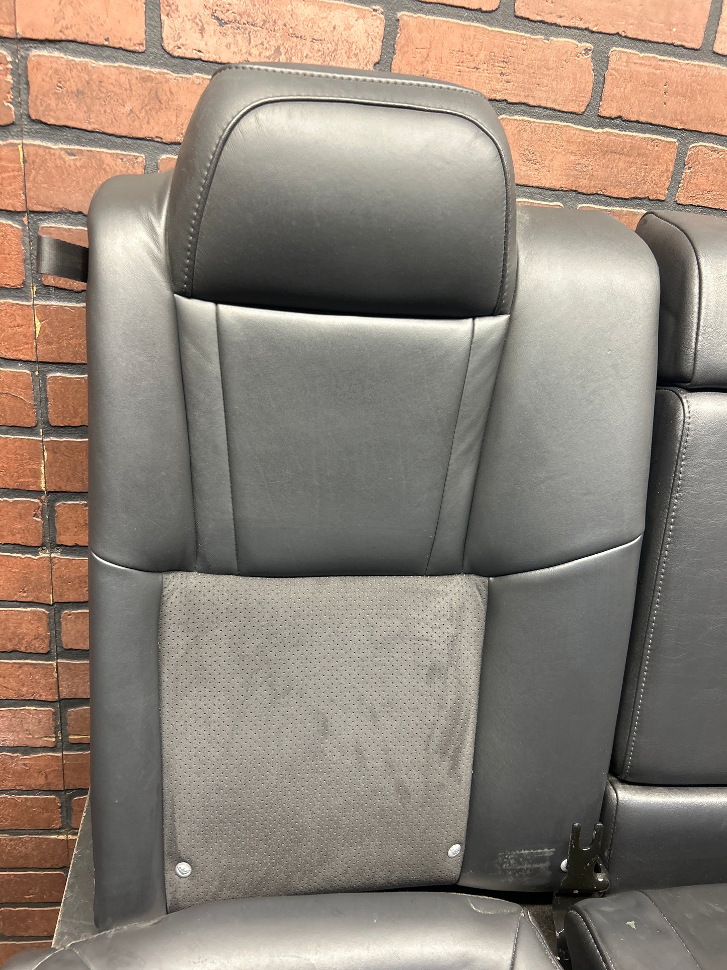 2005-2010 CHRYSLER 300C SRT8 LEATHER SUEDE HEATED FRONTS REAR SEATS OEM