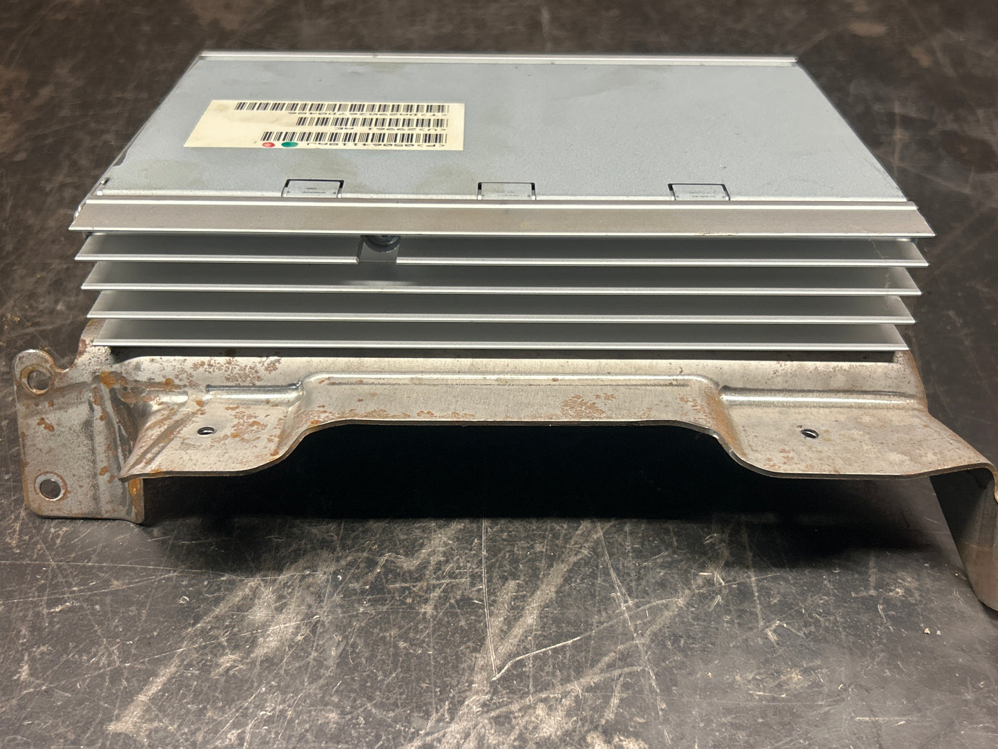 05-10 Jeep Grand Cherokee/Chrysler 300 Stereo Radio AM FM Amplifier Audio Stereo