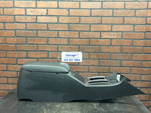 2005-2007 CHRYSLER 300C FLOOR COMPLETE CENTER CONSOLE ARMREST STORAGE OEM