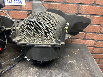 2005-2010 CHRYSLER 300 SRT8 HVAC A/C HEATER BLOWER HOUSING BOX 04596500AE