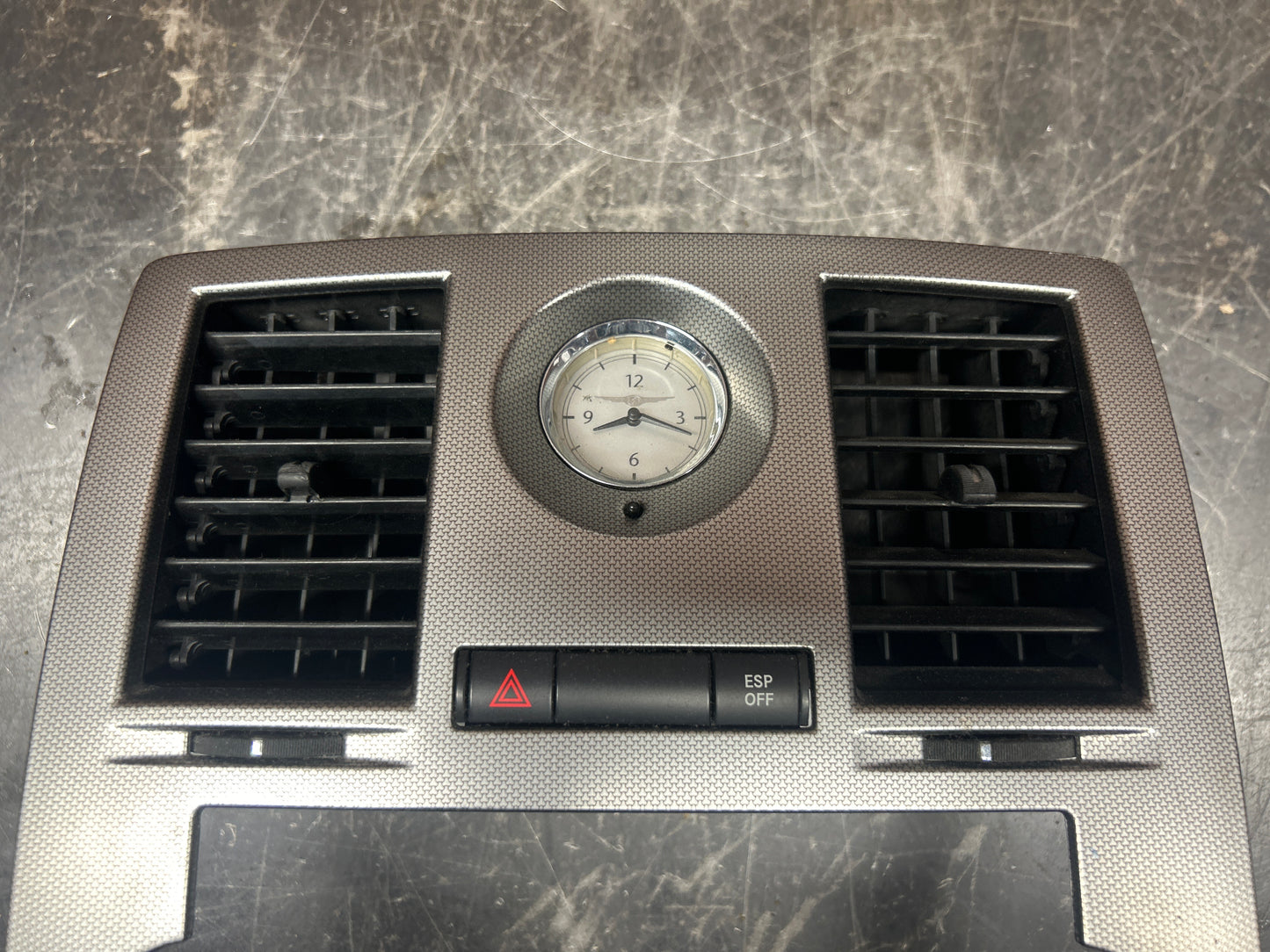 2005-2010 Chrysler 300 Dash Bezel Trim Panel Nav Radio Heater Climate Control