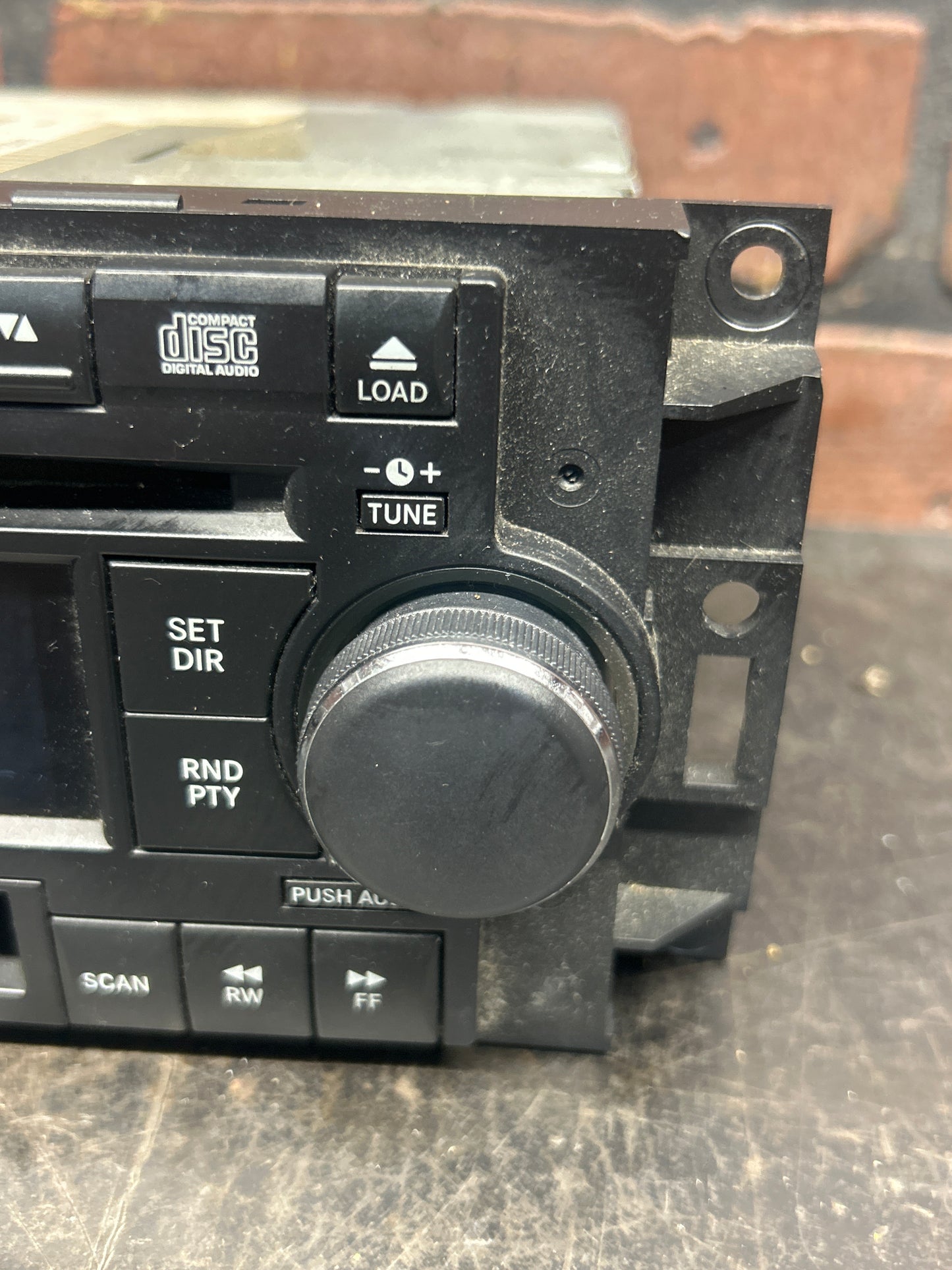 CHRYSLER DODGE JEEP Radio Disc MP3 CD Changer Cassette Player RAK RDS Stereo OEM