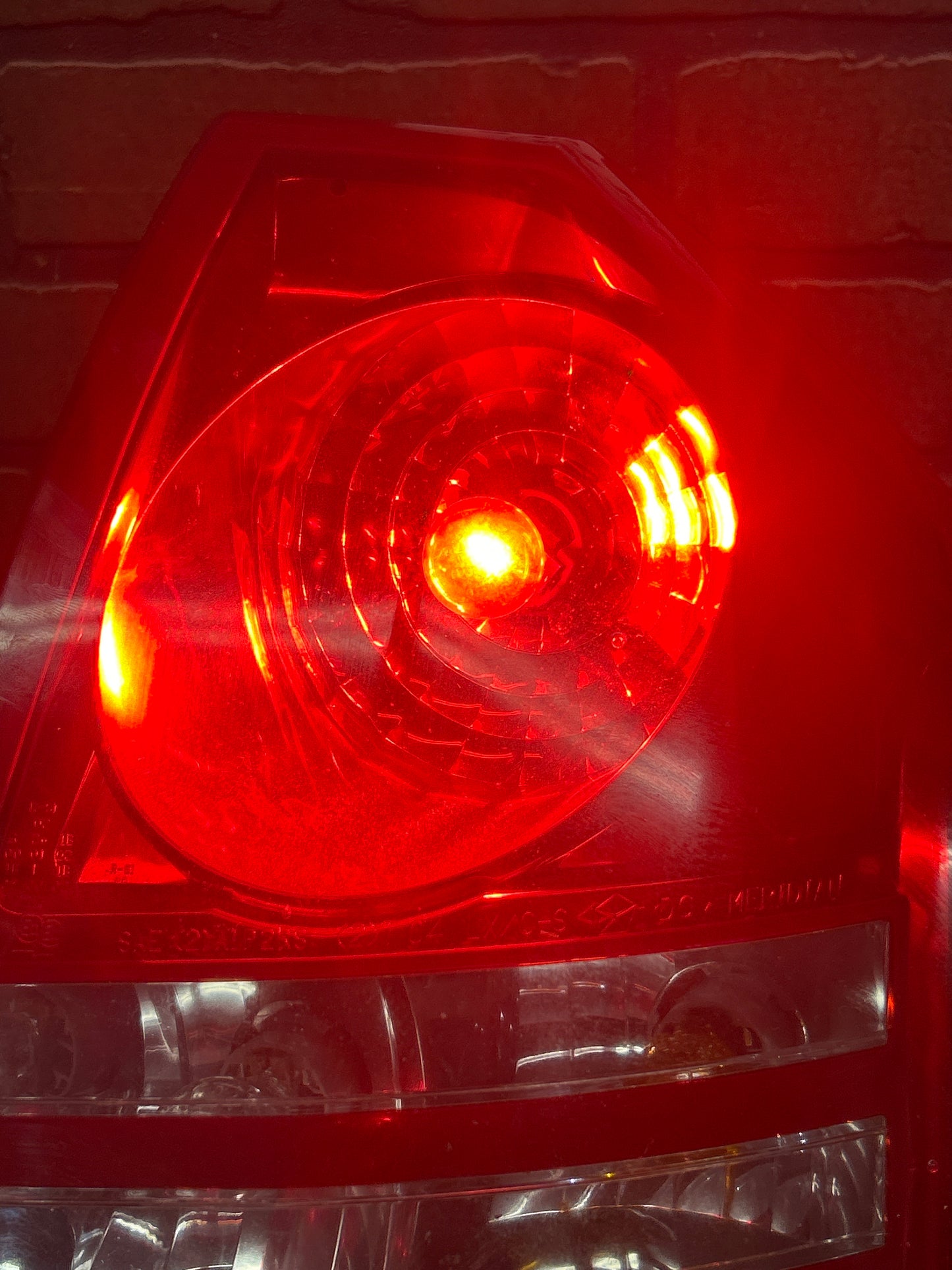 2005-2007 Chrysler 300 SRT8 Rear Passenger Right Side Tail Light OEM 4805853AC