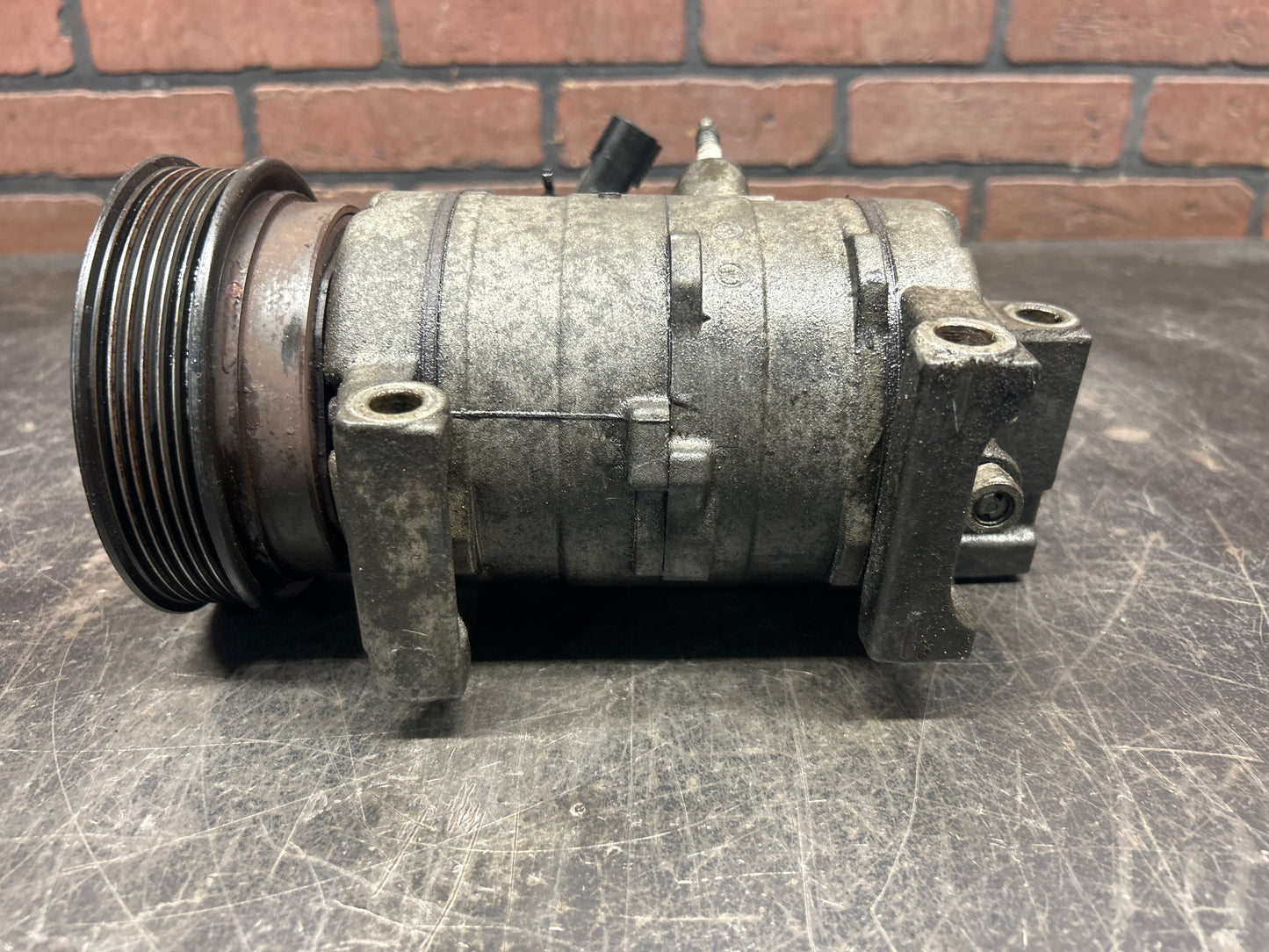 2005-2010 Chrysler 300C/Challenger/Charger/Magnum OEM A/C Compressor 04596492AC