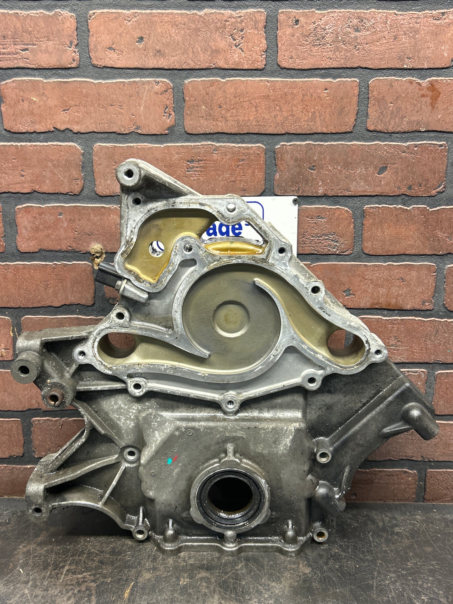 2005-2010 CHRYSLER 300C/CHARGER/Challenger FRONT ENGINE TIMING COVER 5.7L 6.1L