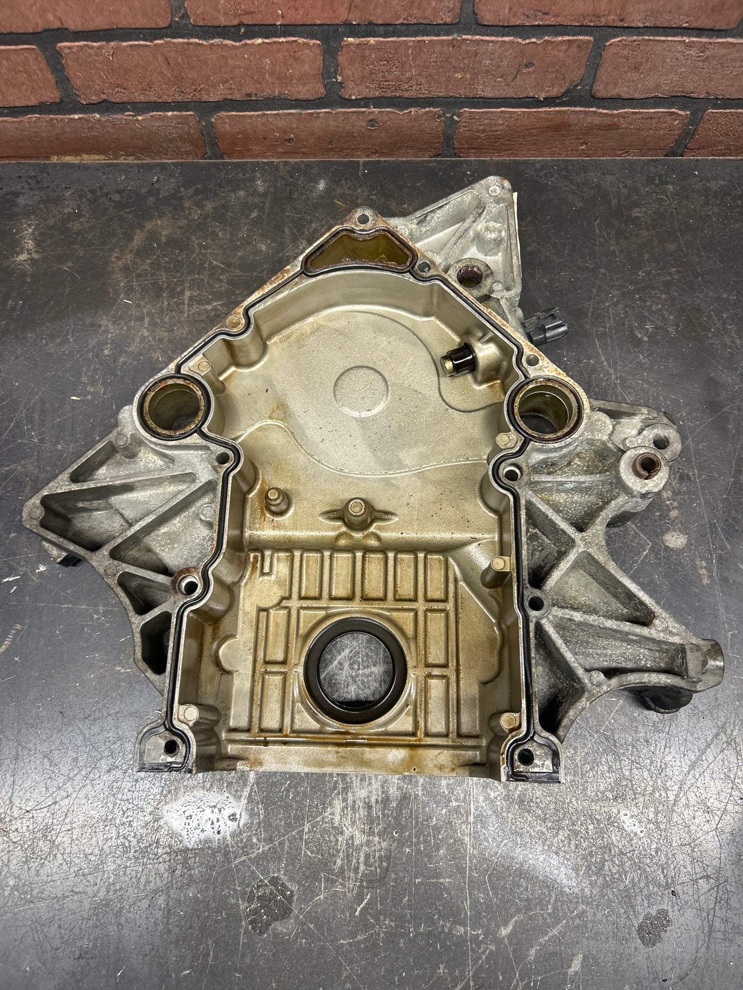 2005-2010 CHRYSLER 300C/CHARGER/Challenger FRONT ENGINE TIMING COVER 5.7L 6.1L