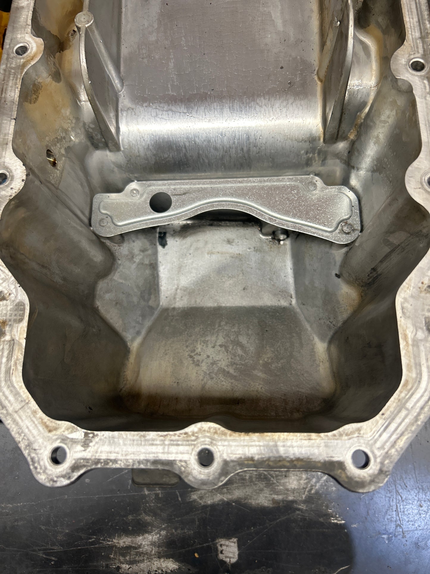 2005-2023 CHRYSLER 300C/CHARGER/CHALLENGER OEM  5.7-6.1-6.4 ENGINE MOTOR OIL PAN