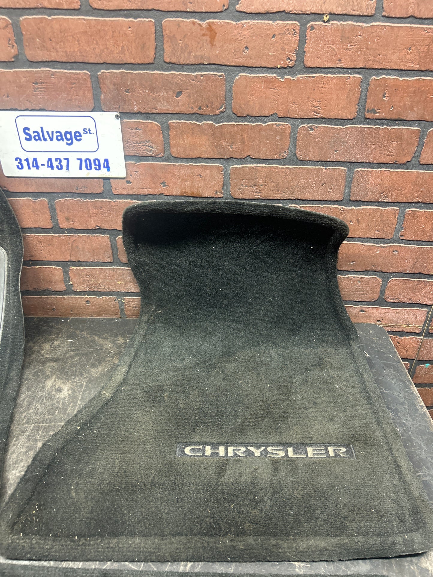 2005-2010 Chrysler 300C Front and Rear Interior Carpet Set OEM 1GK52ZJ8AA