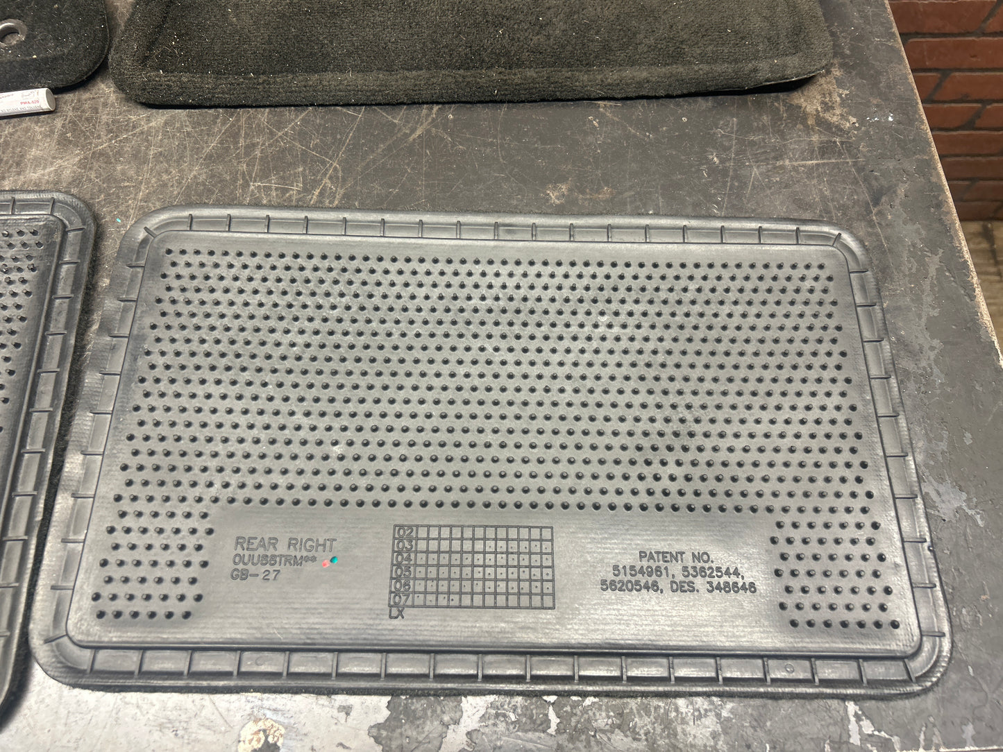 2005-2010 Chrysler 300C Front and Rear Interior Carpet Set OEM 1GK52ZJ8AA