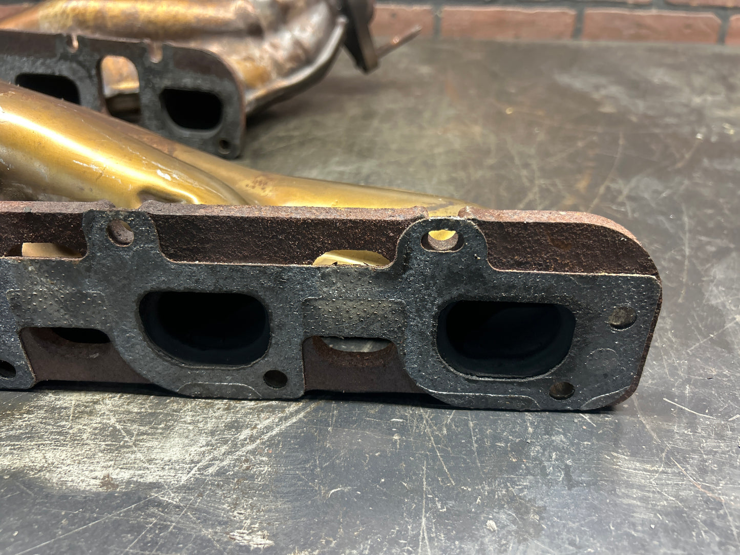 2005-2014 Challenger/Chrysler 300 6.1 6.4 Hemi SRT8 Exhaust Manifold Headers Set