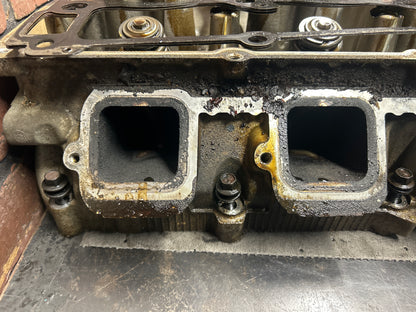 2005-2010 Chrysler 300C/Charger/Challenger 6.1L Hemi OEM Cylinder Heads Pair