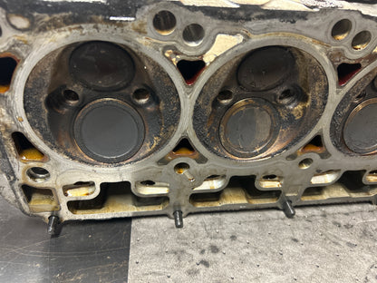 2005-2010 Chrysler 300C/Charger/Challenger 6.1L Hemi OEM Cylinder Heads Pair