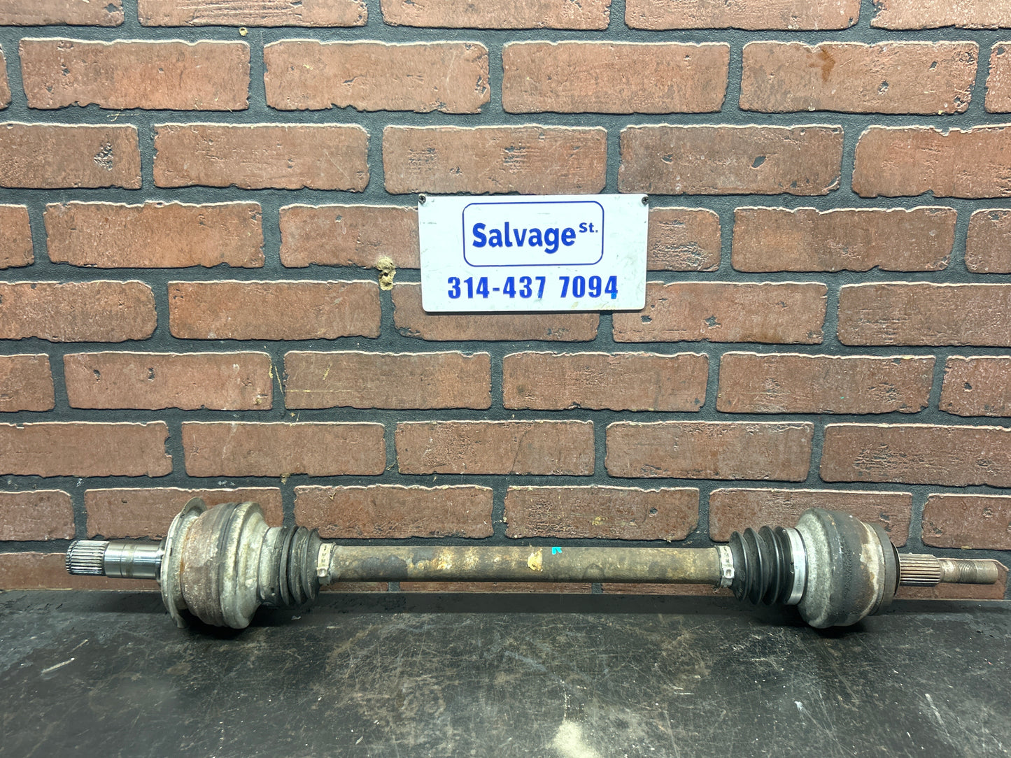 2005-2008 SRT8 Chrysler 300C/Charger/Challenger/Magnum Right CV Axle Shaft OEM