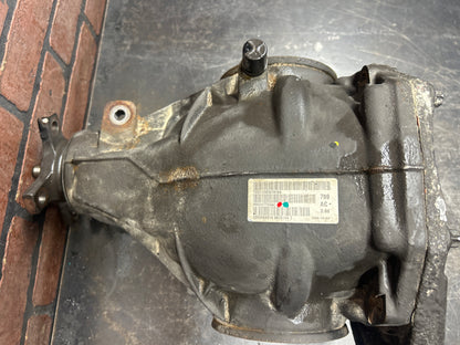 2005-2010 Chrysler 300C SRT8 6.1L 3.06 Rear Differential RWD OEM 05037799AC