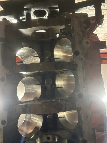 2005-2010 Chrysler Dodge Jeep SRT8 6.1L GEN 3 HEMI Bare Engine Cylinder Block