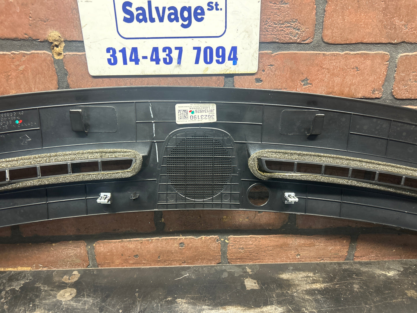 2015-2023 DODGE CHARGER FRONT DEFROSTER GRILLE UPPER DASH VENT PANEL L0198833AG