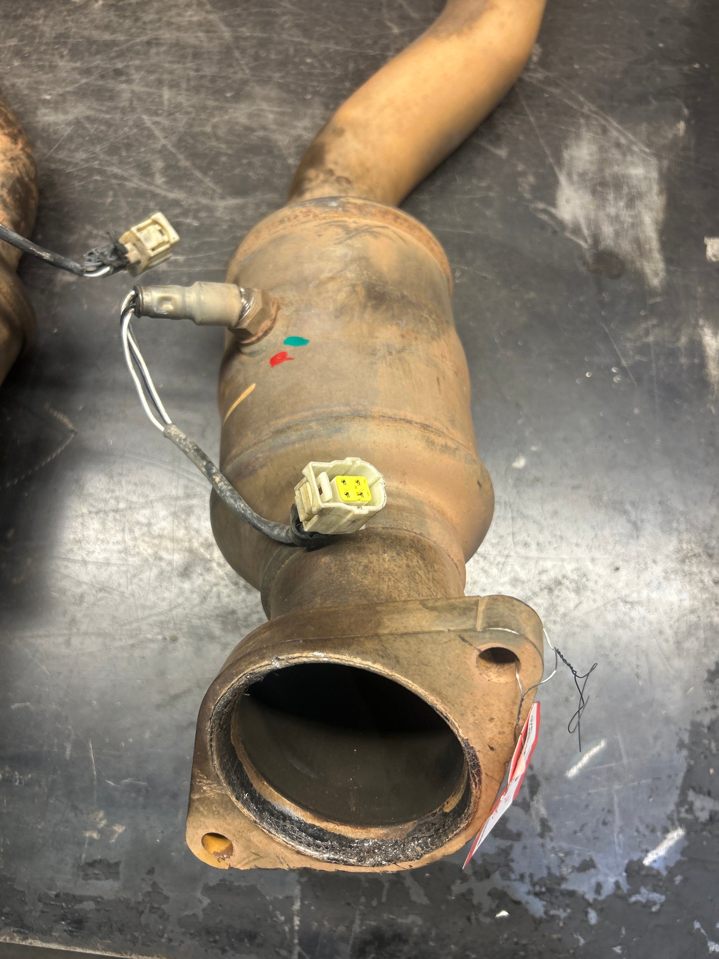 2015–2020 Dodge Charger/Challenger Scat Pack 6.4L Exhaust Down Pipes Cats OEM