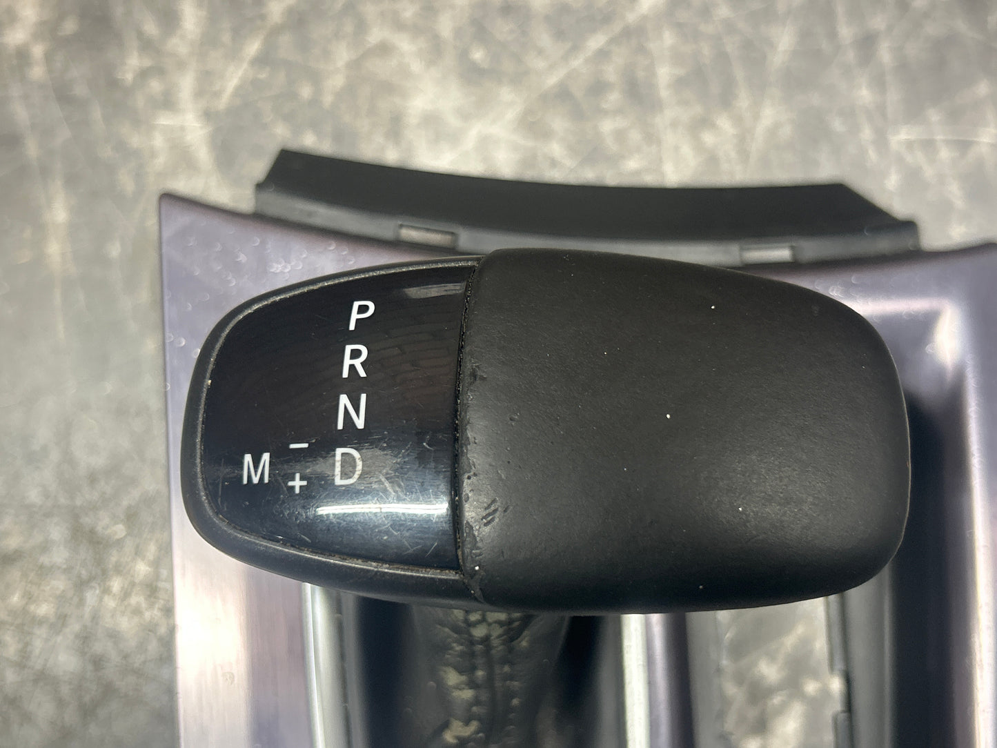 2015-23 Dodge Challenger Charger Chrysler 300 Automatic Gear Shifter 68205233AI