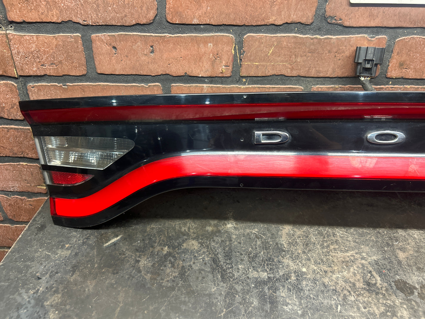 2015-2023 Dodge Charger Scatpack Rear Trunk Center LED Tail Light Lamp OEM MOPAR