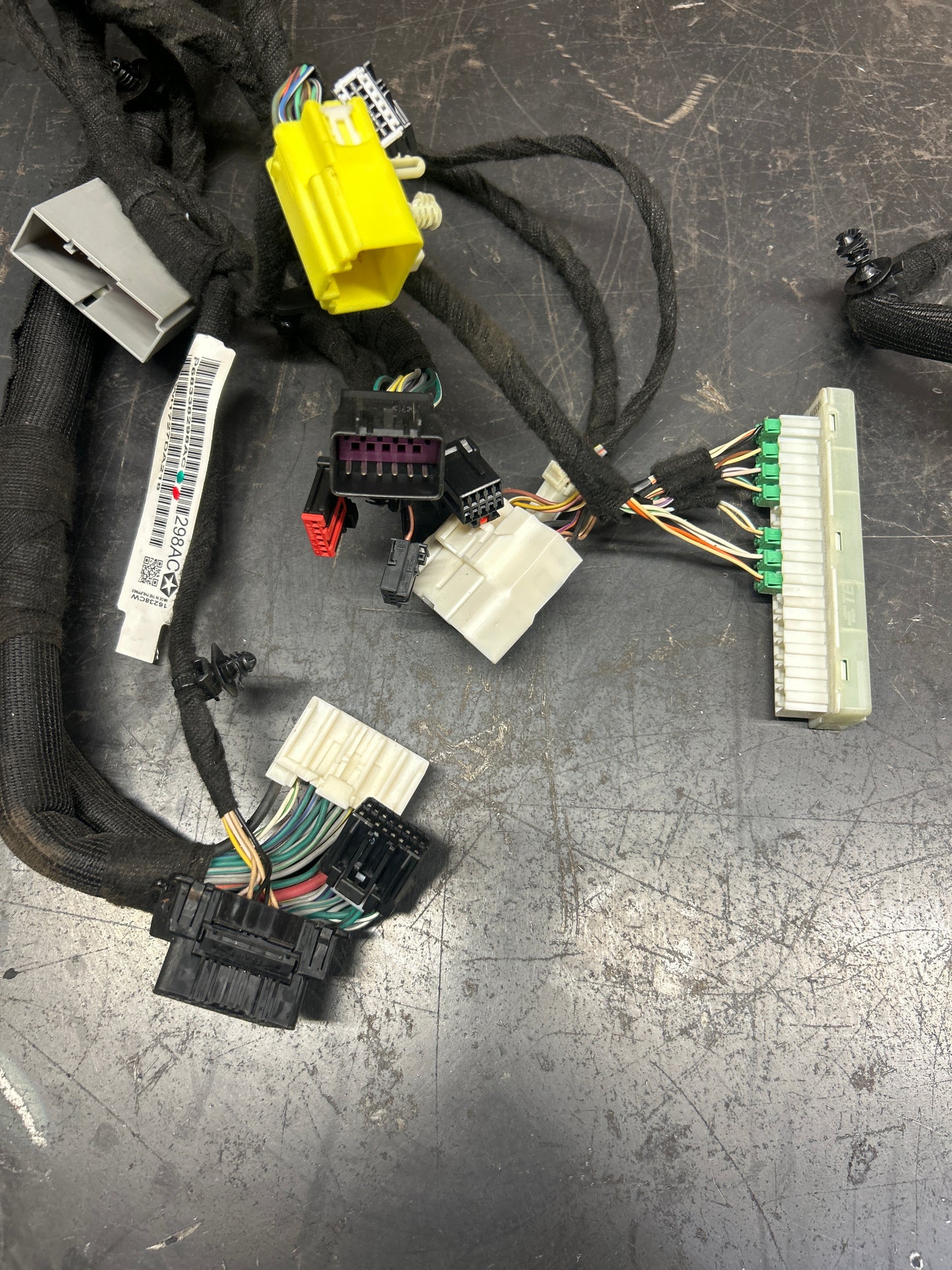 2018 DODGE CHARGER DASH DASHBOARD INSTRUMENT PANEL WIRE WIRING HARNESS OEM