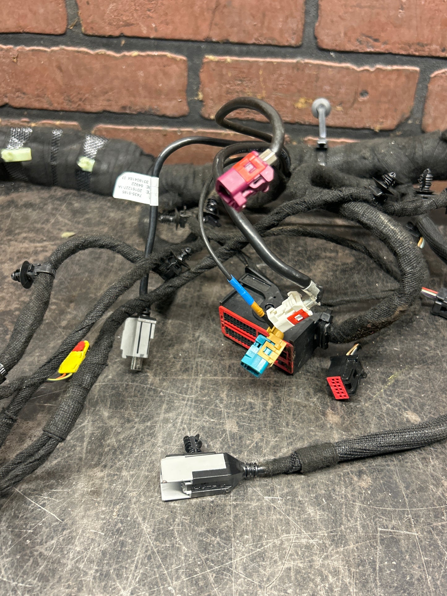 2018 DODGE CHARGER DASH DASHBOARD INSTRUMENT PANEL WIRE WIRING HARNESS OEM
