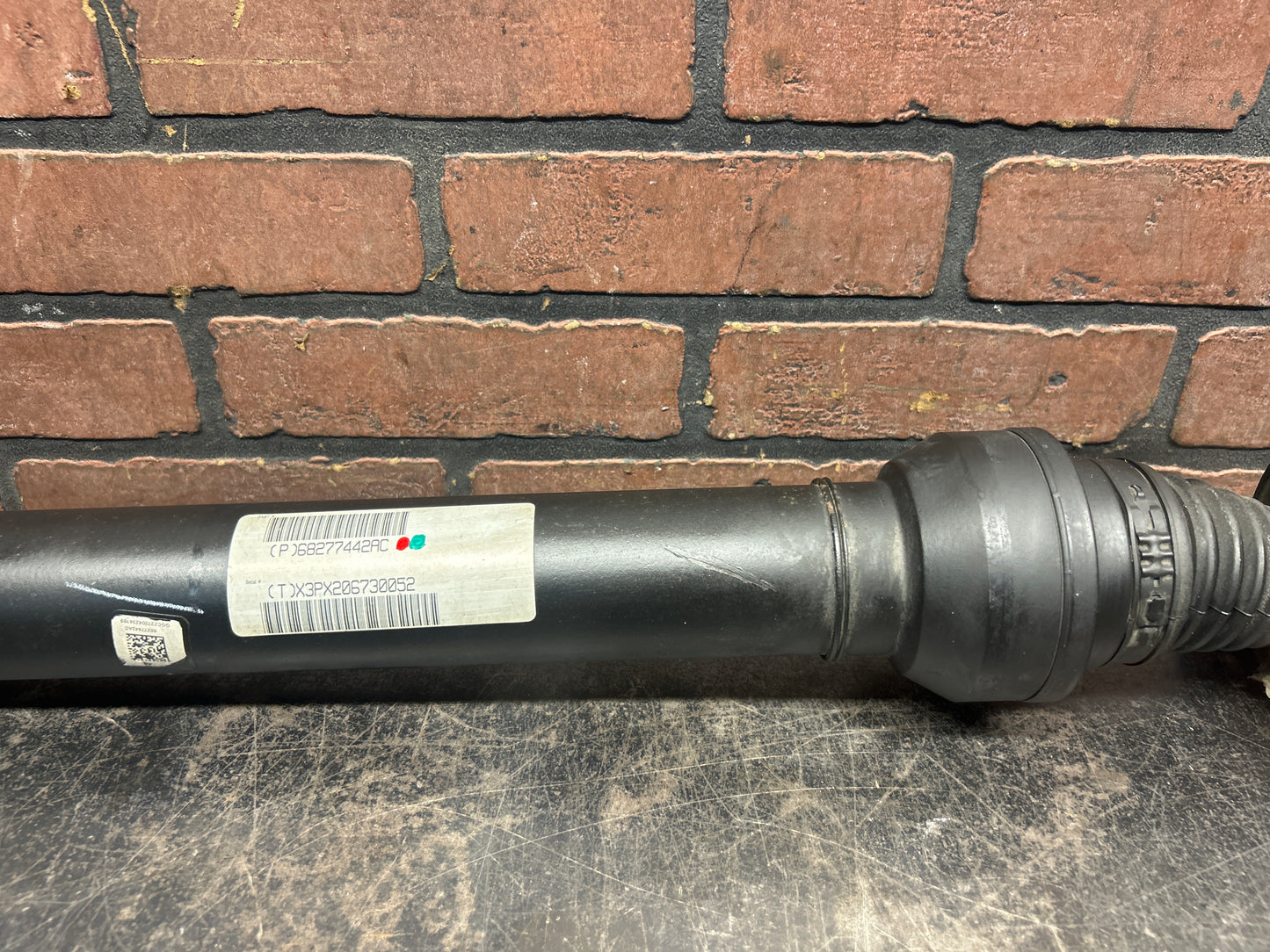 2015-2023 Dodge Charger/300C Scat Pack 6.4L 5.7L Drive Shaft Assembly Auto RWD