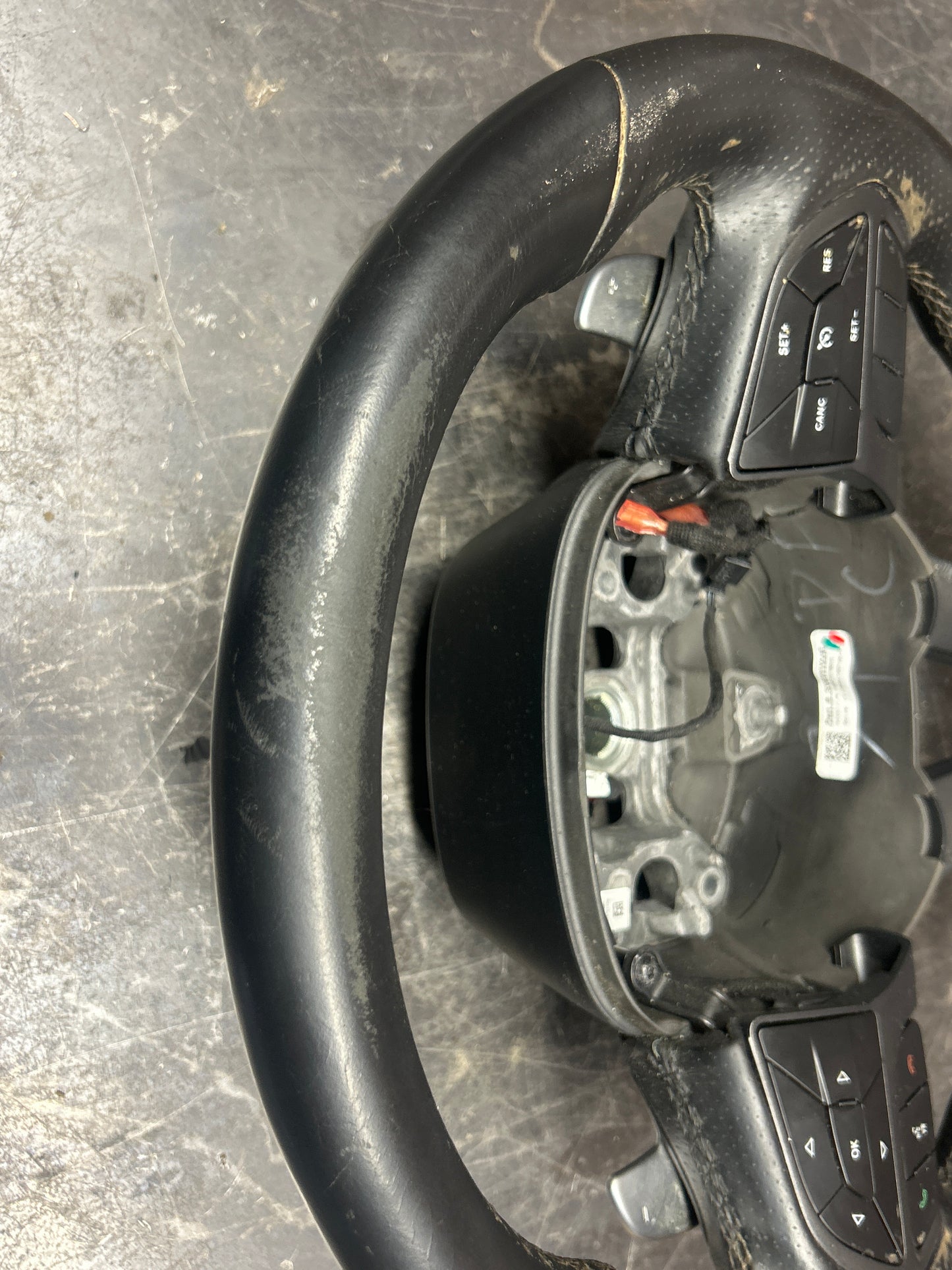 2018-2023 Dodge Charger Scat Pack 392 Steering Wheel W/Paddles Cruise Control