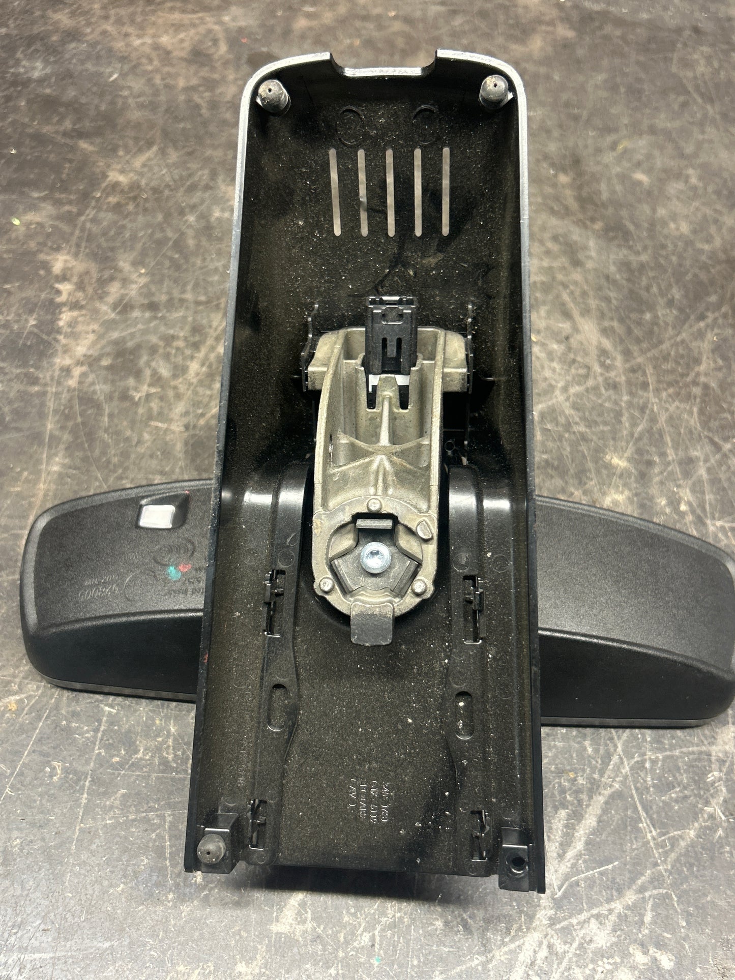 2017-2023 DODGE CHARGER SCAT PACK INTERIOR REAR VIEW MIRROR OEM 68324976AA