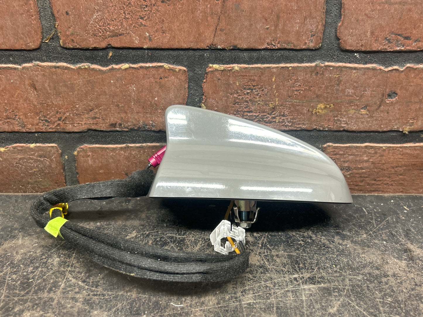 2017-2023 Dodge Charger OEM Shark Fin Roof Antenna 68281281AA Gray PDN