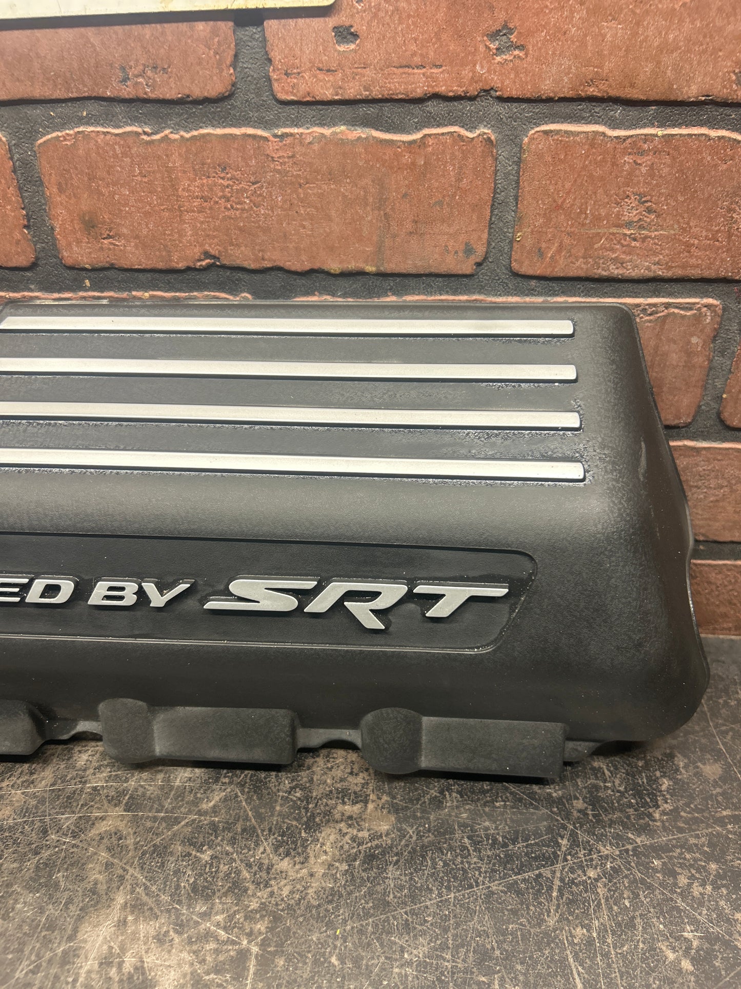 2015-2023 Dodge Challenger/Charger 6.4 Powered By SRT Passenger Engine Cover OEM