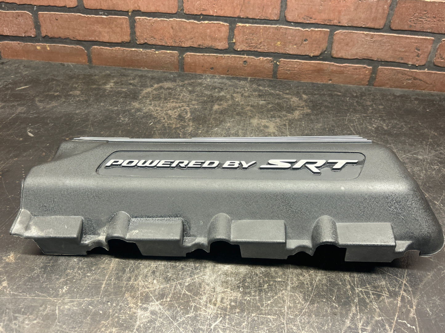 2015-2023 Dodge Challenger/Charger 6.4 Powered By SRT Passenger Engine Cover OEM