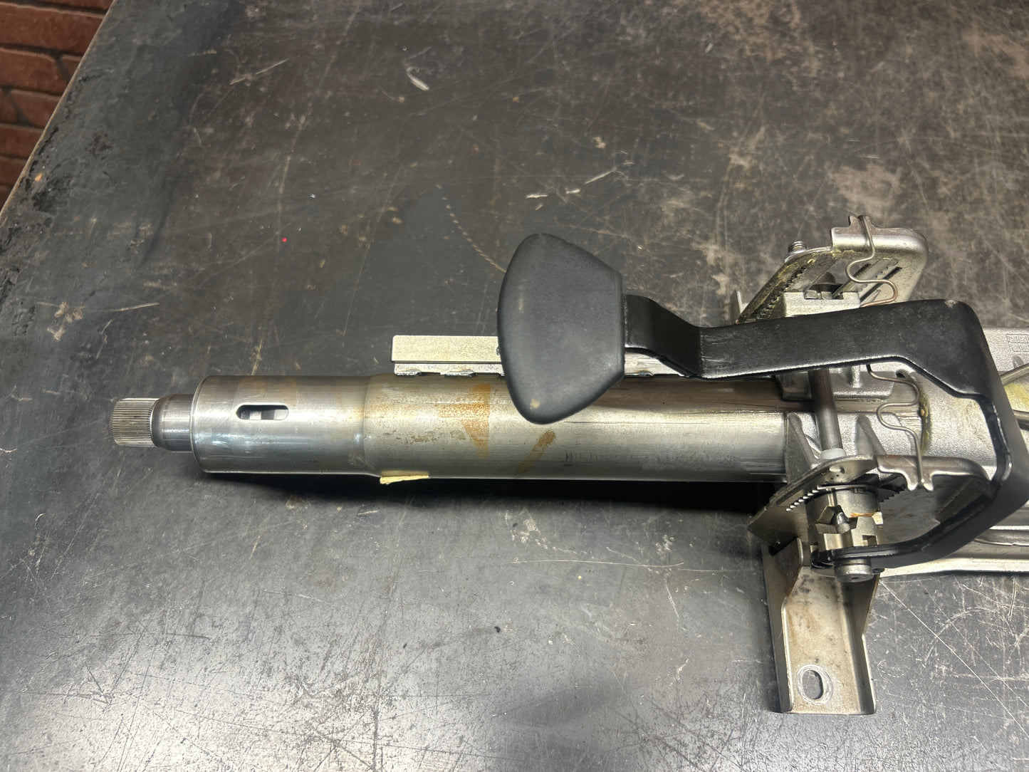 2014-2023 DODGE CHARGER STEERING COLUMN W/ MANUAL ADJUSTMENT OEM 68140569AG
