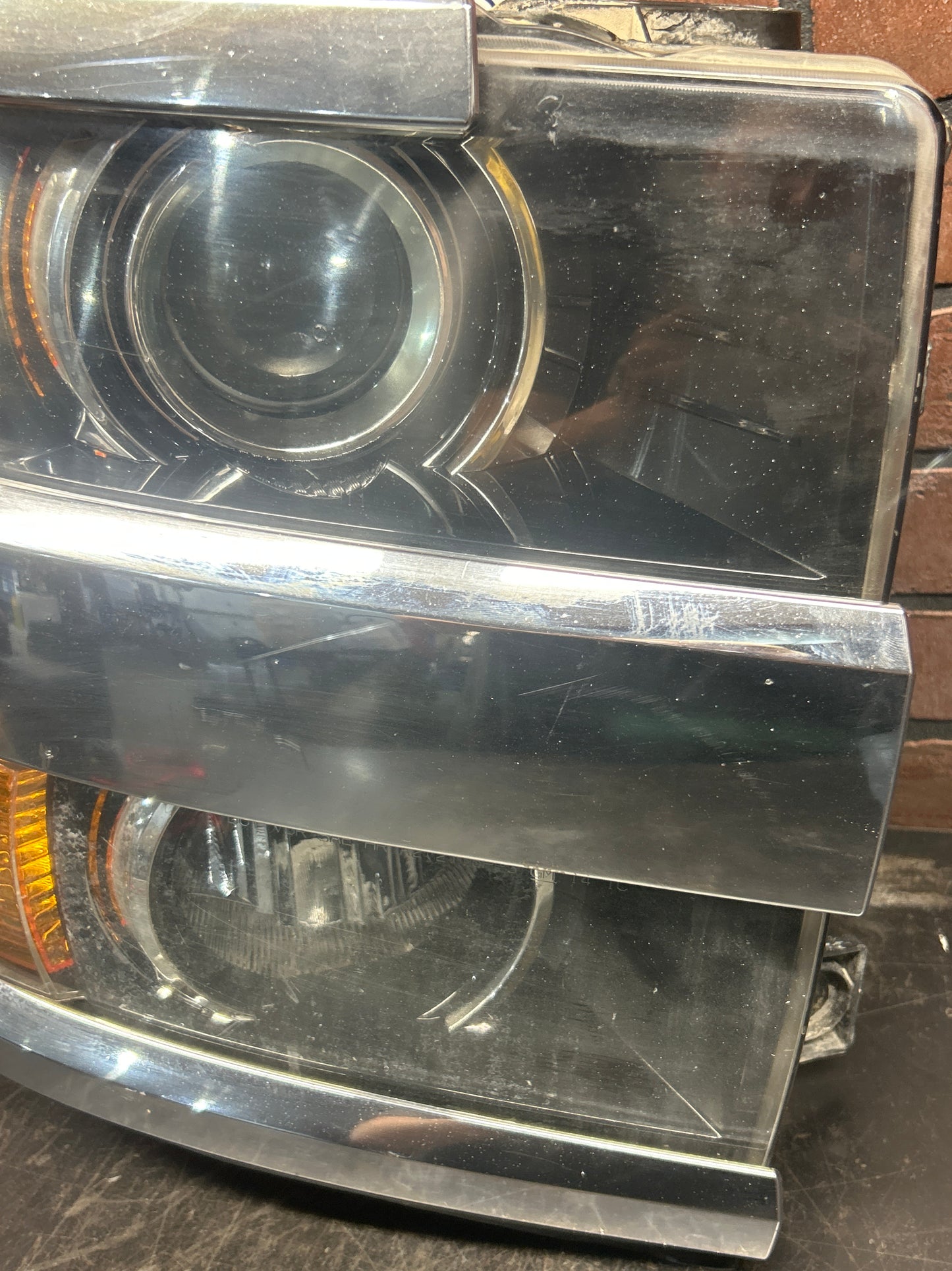 2015-2019 Silverado 2500-3500 OEM Passenger RightSide Halogen Headlight 84096573