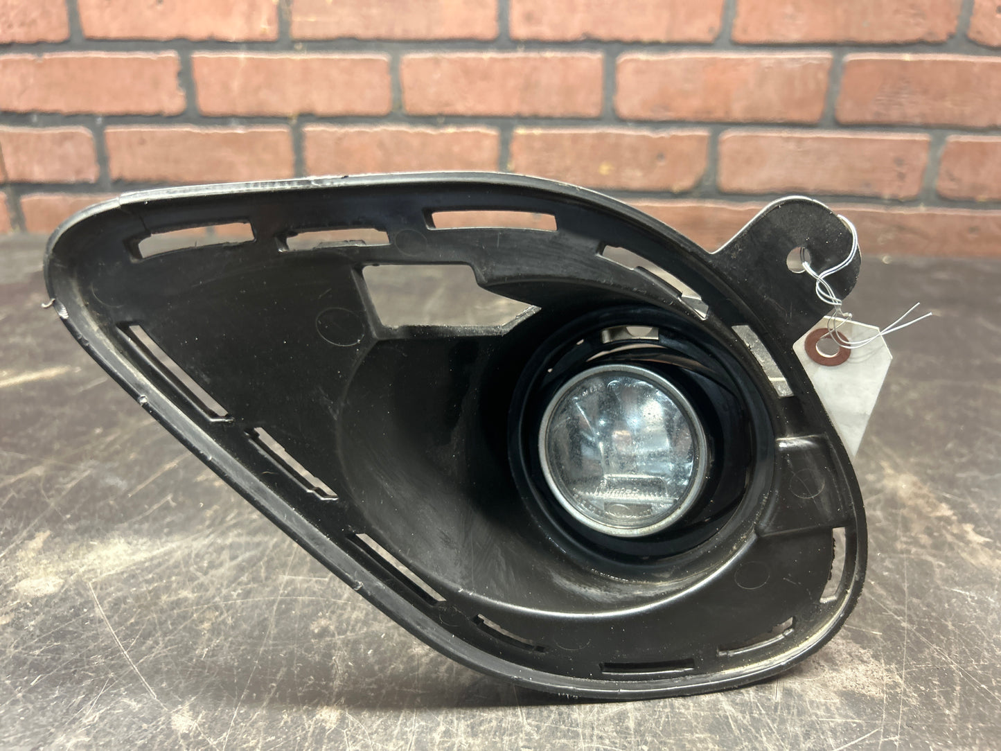 2015-2018 Dodge Charger SRT Front Left Fog Light W/ Bezel & Bracket Assembly OEM