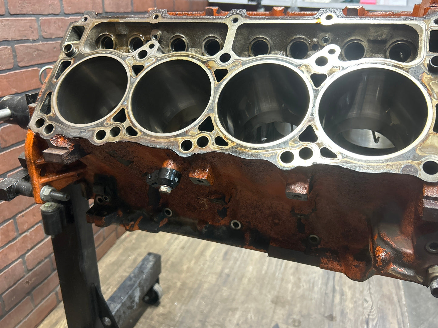 2005-2010 Chrysler Dodge Jeep SRT8 6.1L GEN 3 HEMI Bare Engine Cylinder Block