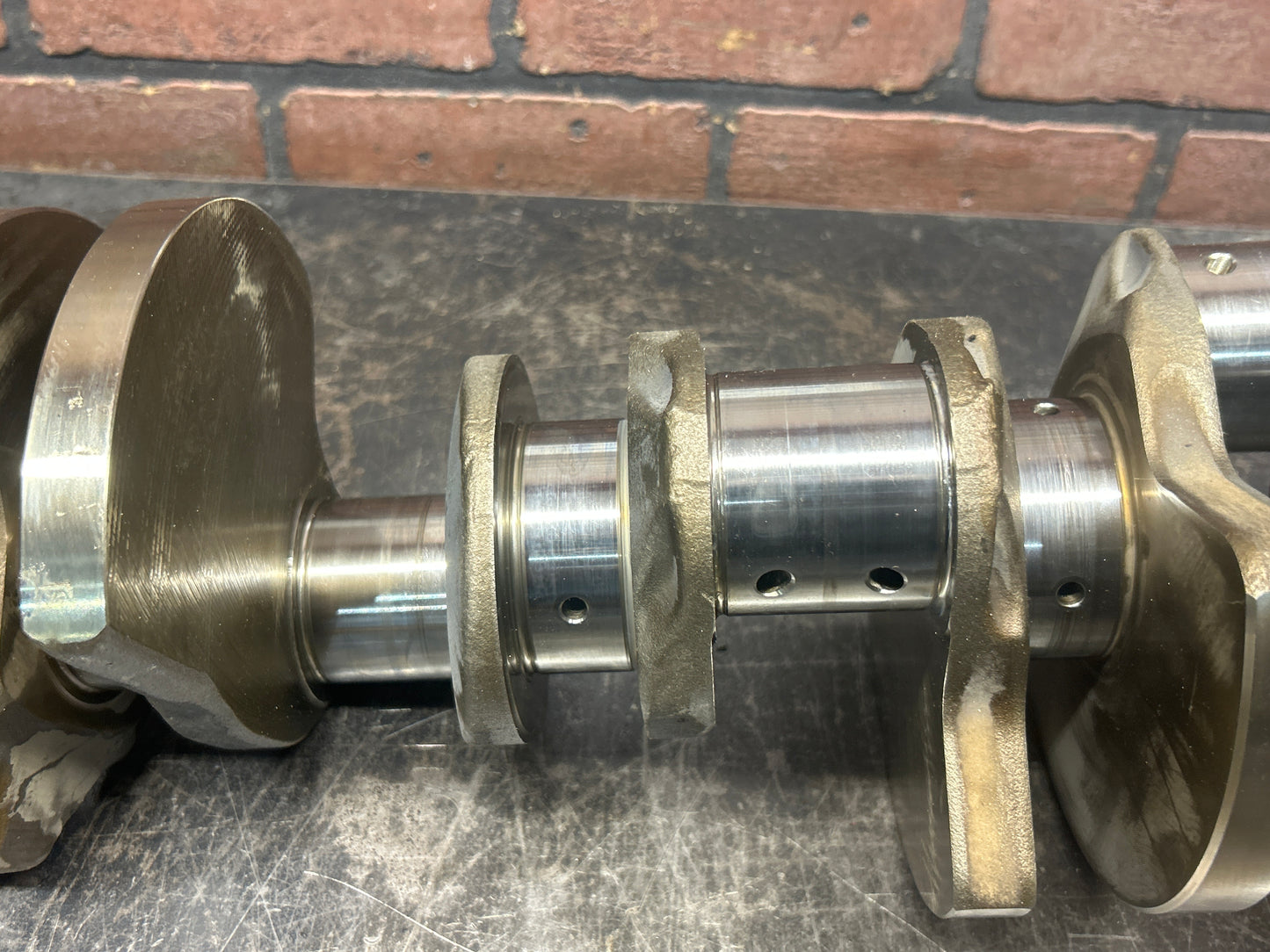 2005-2010 Charger/Challenger/Chrysler /Jeep 6.1L V8 HEMI SRT Engine Crankshaft