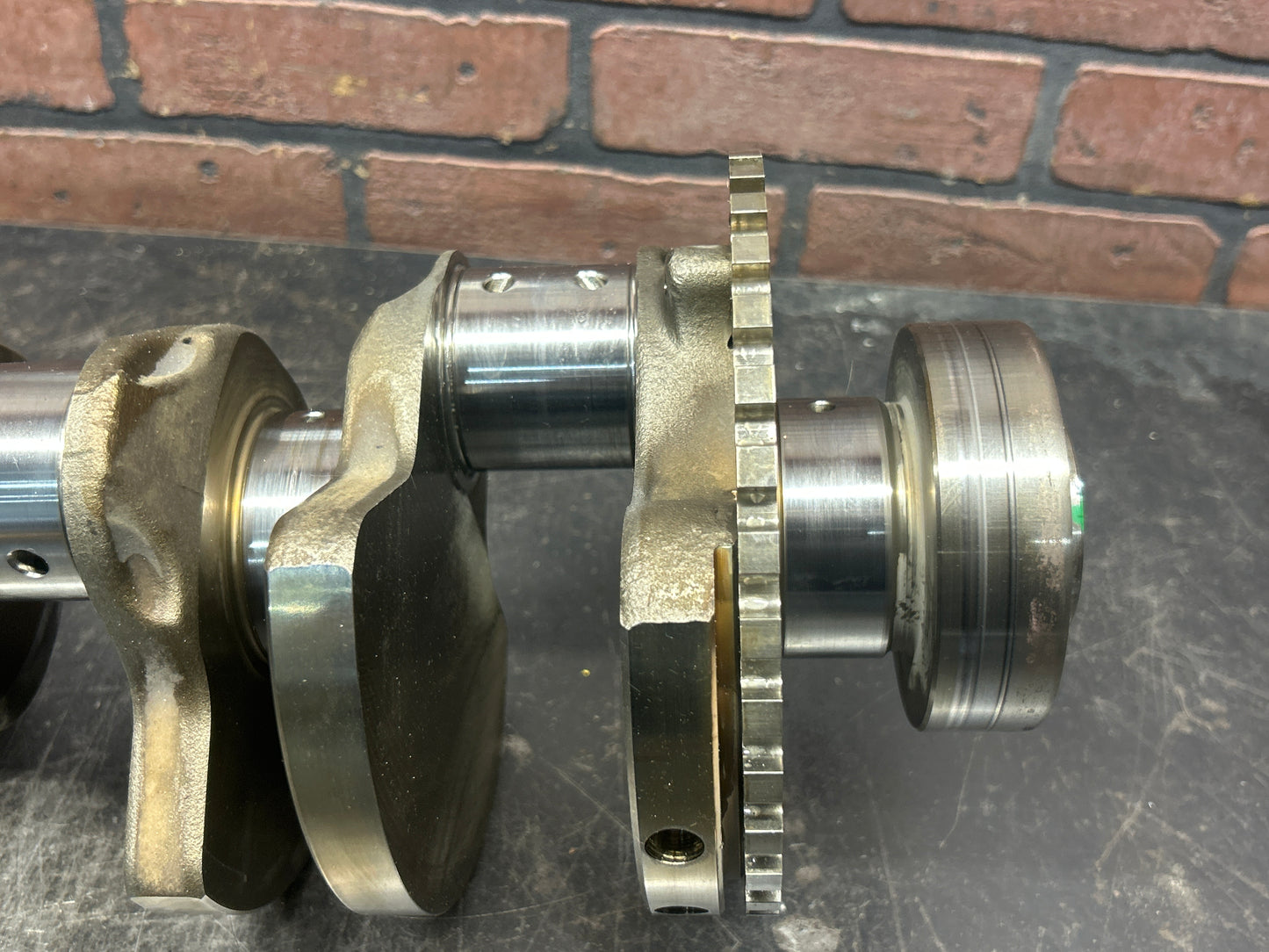 2005-2010 Charger/Challenger/Chrysler /Jeep 6.1L V8 HEMI SRT Engine Crankshaft