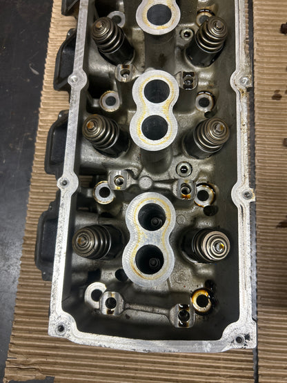 2005-2010 Chrysler 300C/Charger/Challenger SRT8 6.1L Hemi OEM Cylinder Heads Set