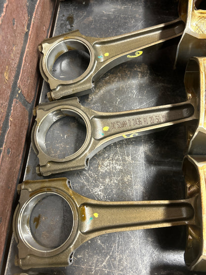 2005-2010 Dodge/Chrysler/Jeep SRT8 6.1L HEMI Engine Rods & Pistons Set OEM