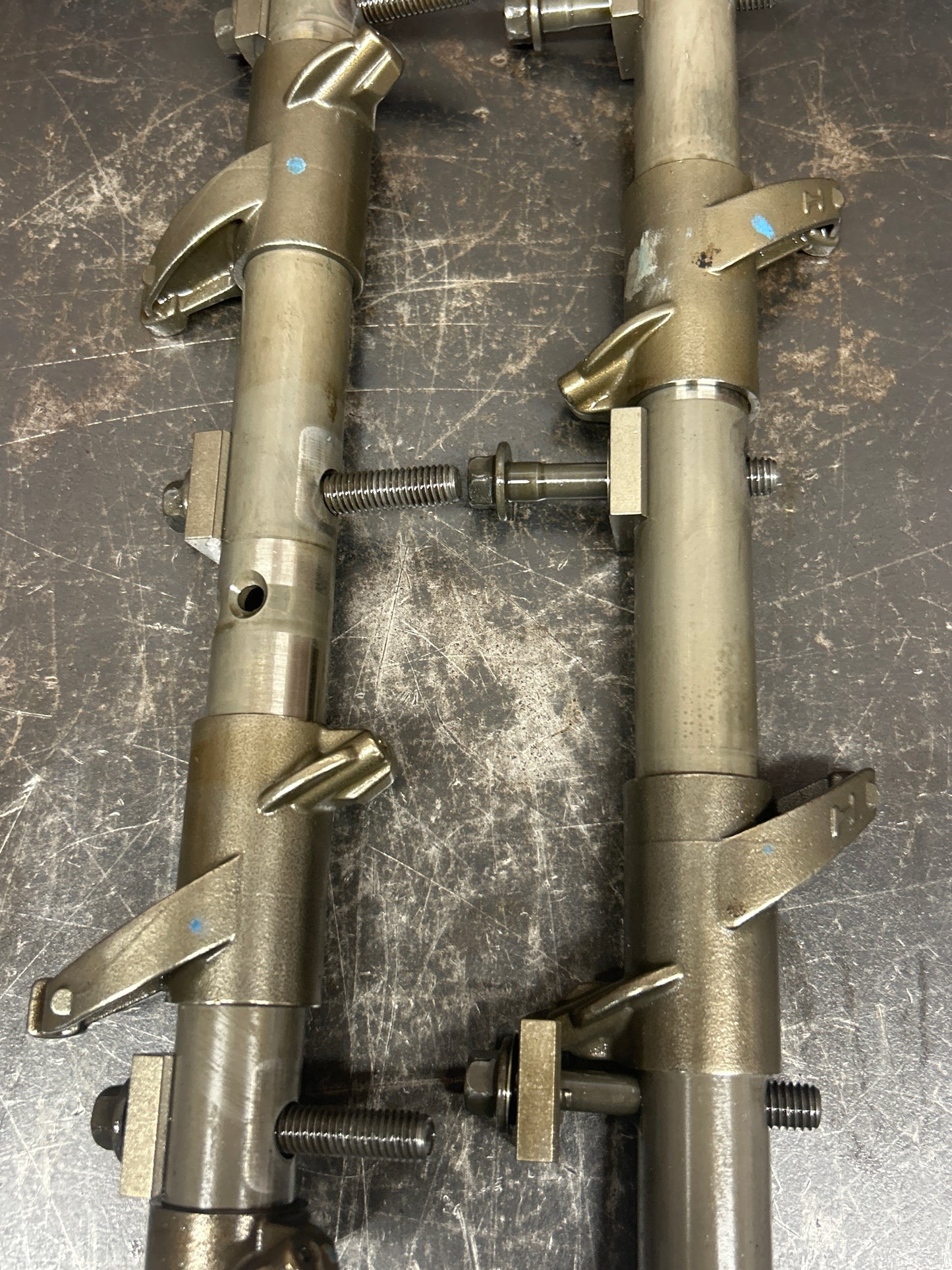 11-24 Mopar Dodge 5.7L & 6.4L Engine Intake and Exhaust Rocker Arm Assembly OEM