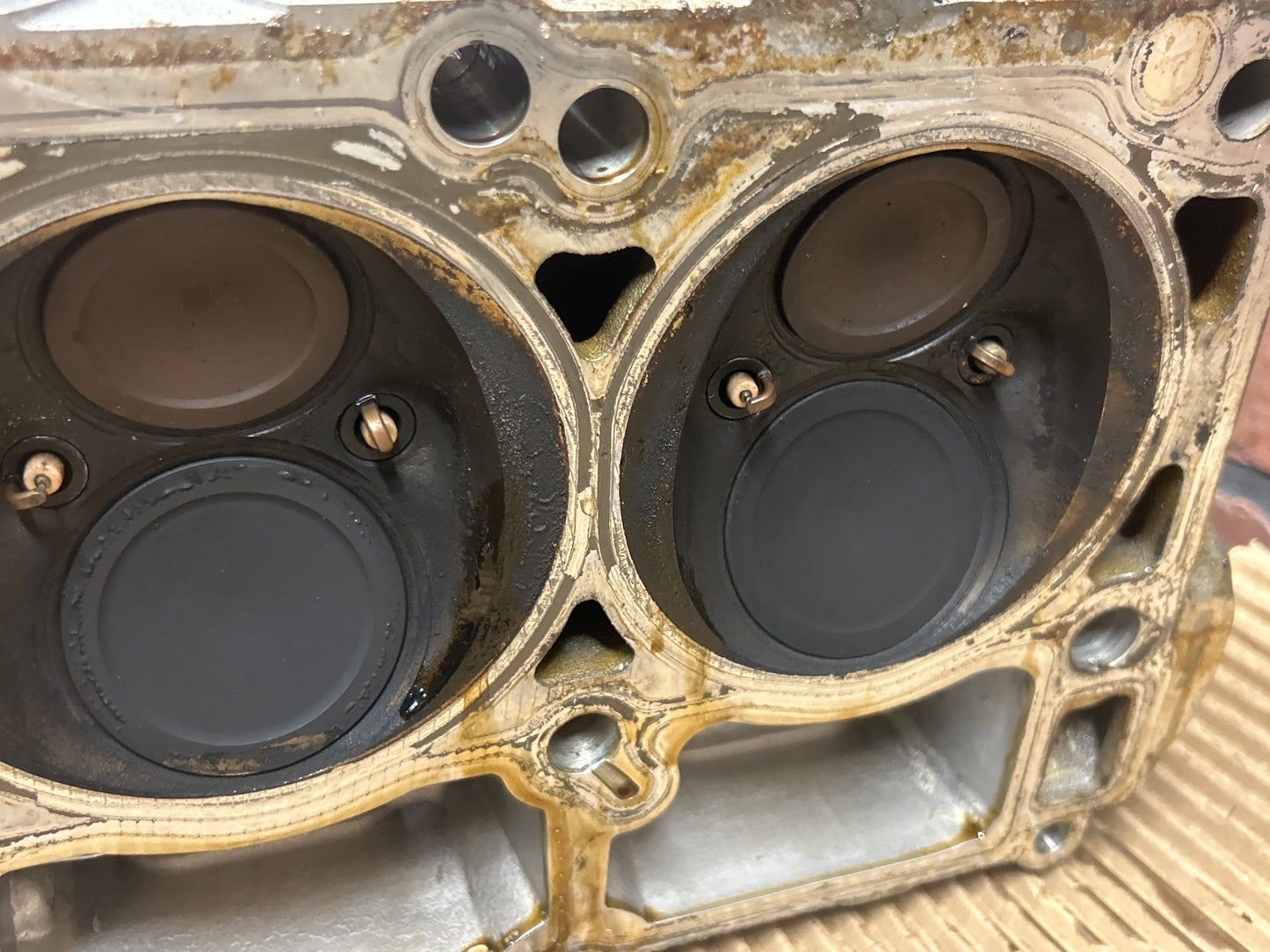2011-2026 Dodge/Jeep/Chrysler 6.4 Hemi OEM Cylinder Head Pair 05037369BD