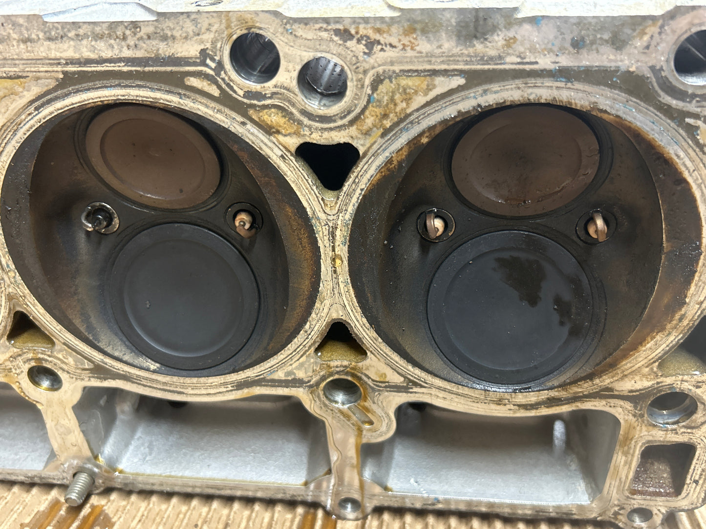2011-2026 Dodge/Jeep/Chrysler 6.4 Hemi OEM Cylinder Head Pair 05037369BD
