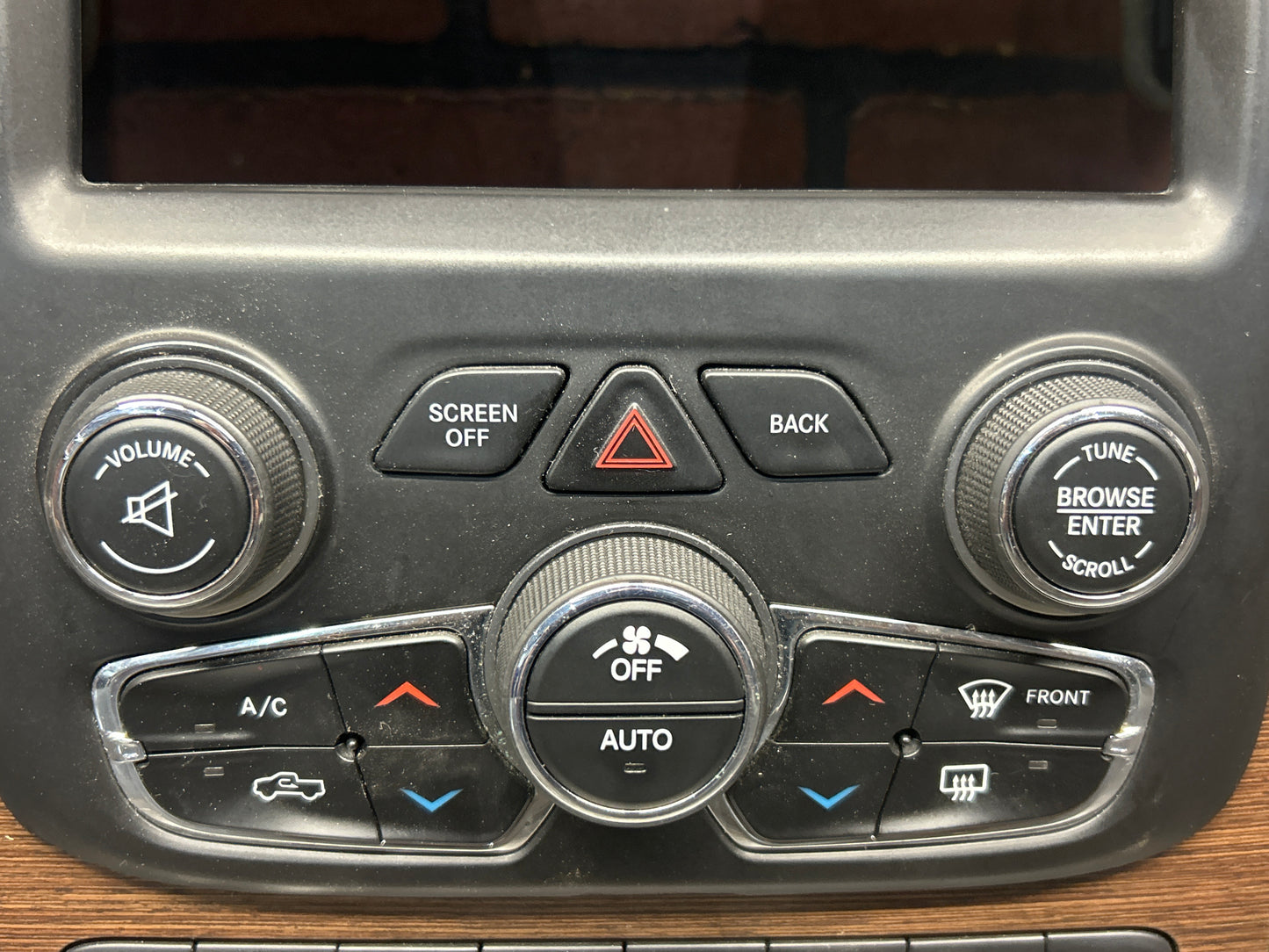 2013-2018 DODGE LARAMIE HORN 1500 2500 3500 RADIO DASH BEZEL CENTER TRIM CONSOLE