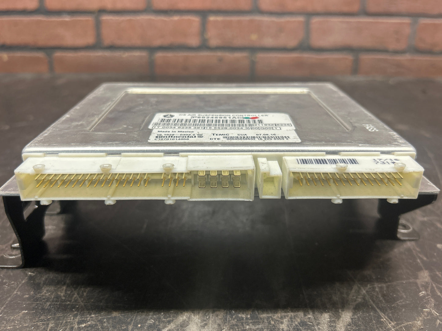 2013-2018 Ram 1500 Air Suspension Control Module Computer OEM 68245951AC