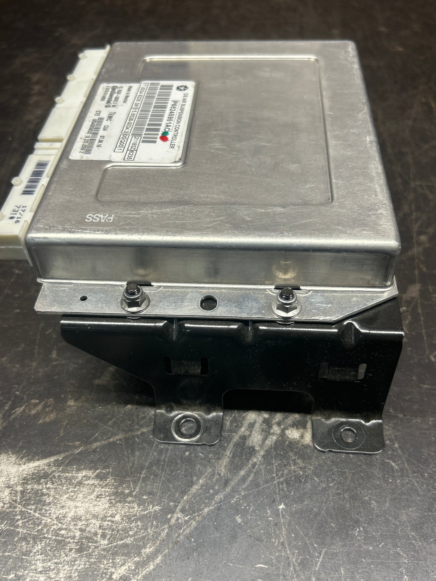 2013-2018 Ram 1500 Air Suspension Control Module Computer OEM 68245951AC