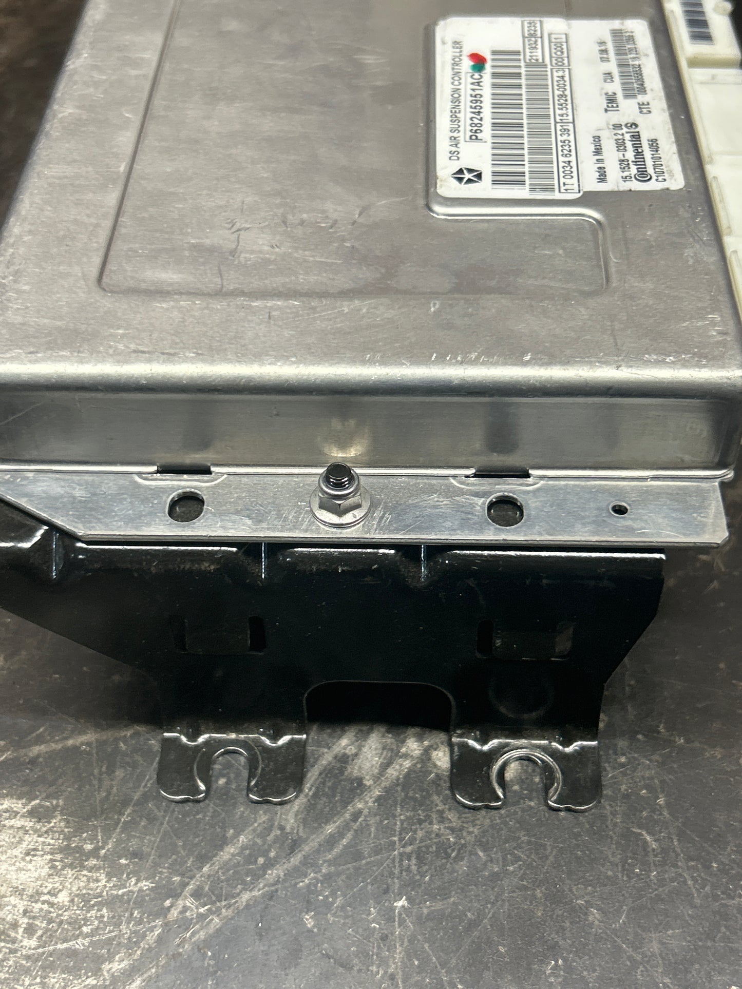 2013-2018 Ram 1500 Air Suspension Control Module Computer OEM 68245951AC
