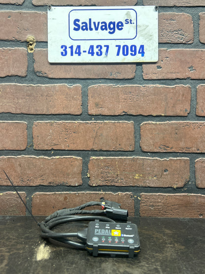 2007+ Charger hemi Dodge Challenger  Bluetooth Pedal Commander - PC31 Chrysler