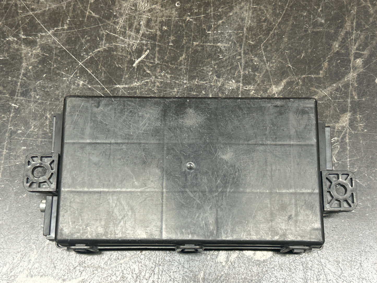 11-12 Chrysler 300 Dodge Charger RF Hub Keyless Entry Receiver Module 5026796AE